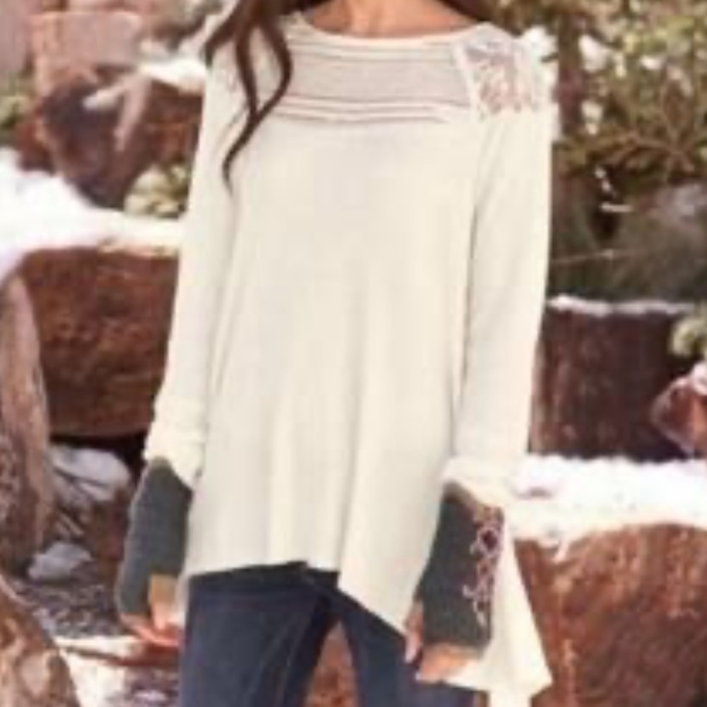 Sundance Invoke Serenity Lace Thermal Tunic